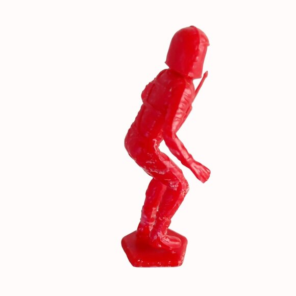 Vintage 1960s Marx MPC Plastic Space Man Astronaut Toy Figure Red Walkie Talkie - Picture 3 of 4